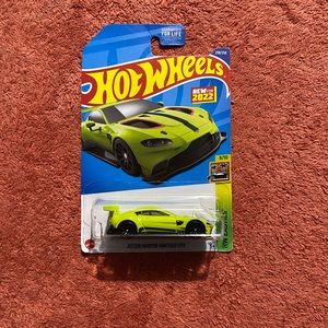 Hot Wheels Aston Martin Vantage GTE